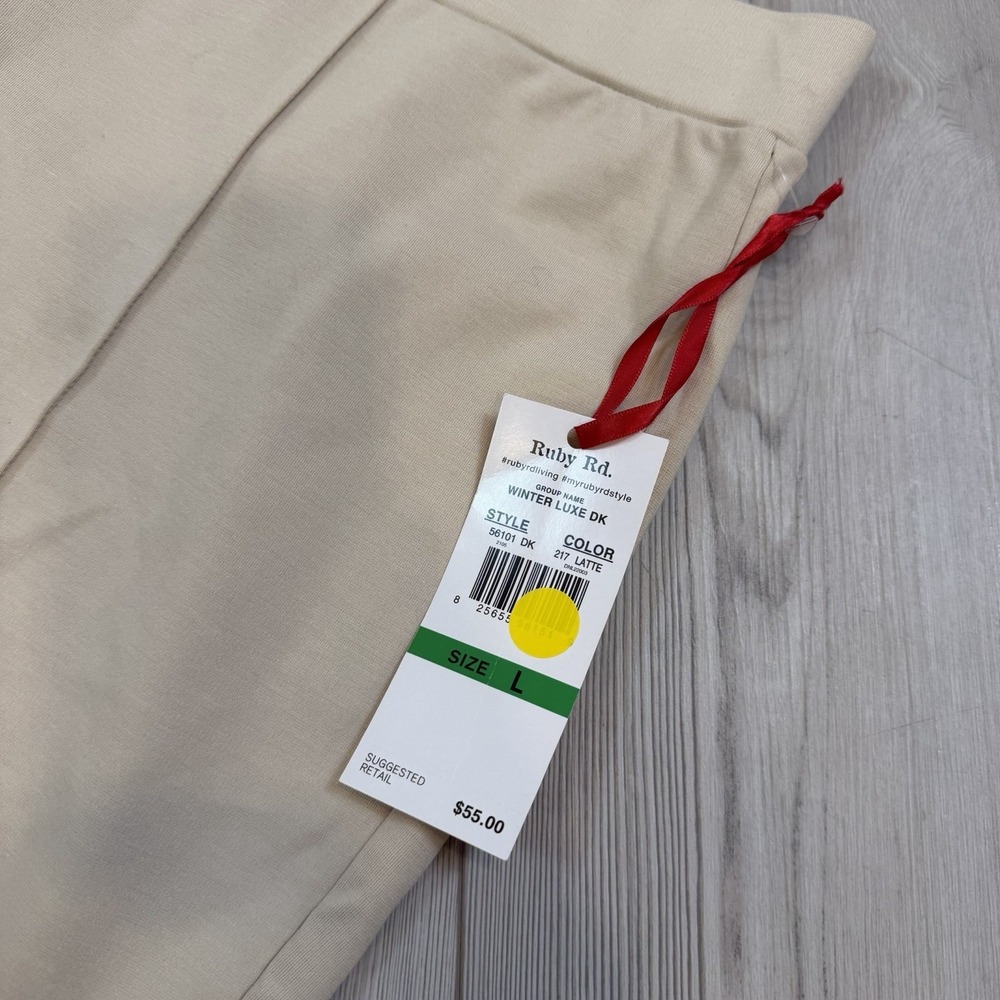 NWT Ruby Rd. Large Beige Pull On Pleated Pant Lat… - image 4